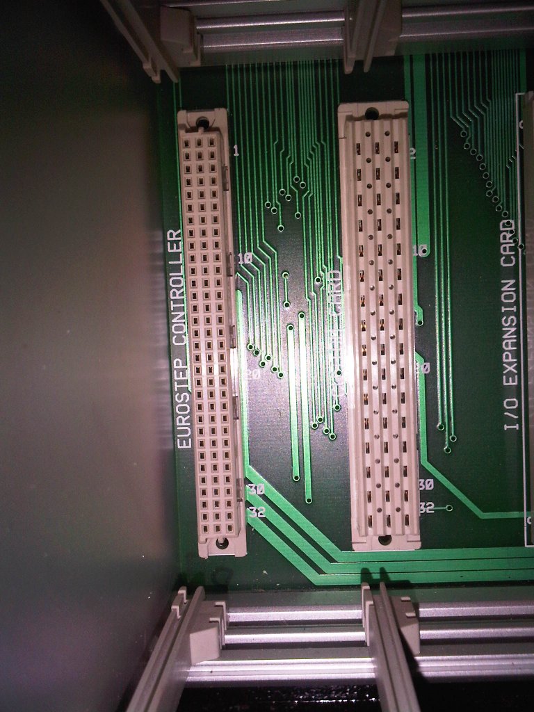 main board connections for controller card and custom card