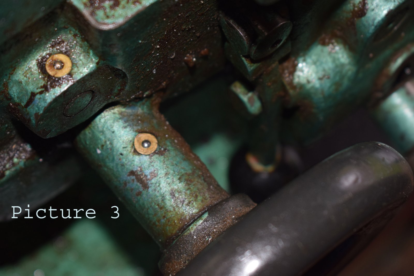 Ths 3 position detente only seems to work the longitudinal feed via the lead screw. does it have any other function